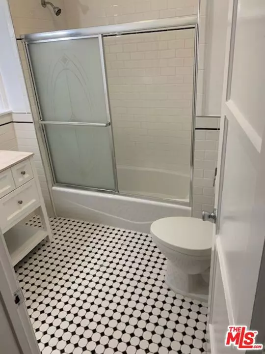 Beverly Hills, CA 90212,312 S Reeves DR #E