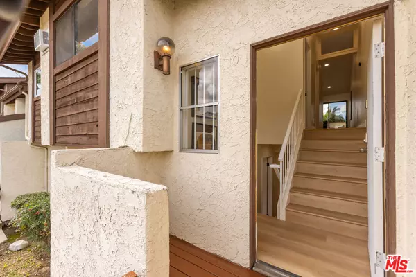 Carson, CA 90745,164 W 220th ST #10