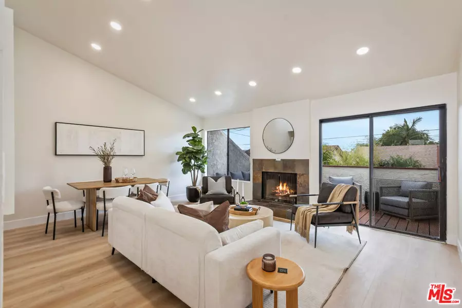 164 W 220th ST #10, Carson, CA 90745