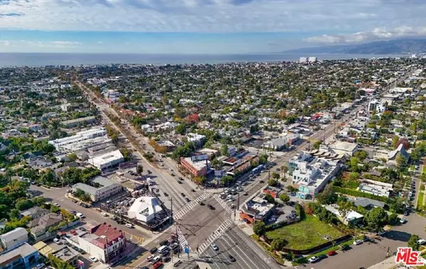 Los Angeles, CA 90015,1015 Venice BLVD