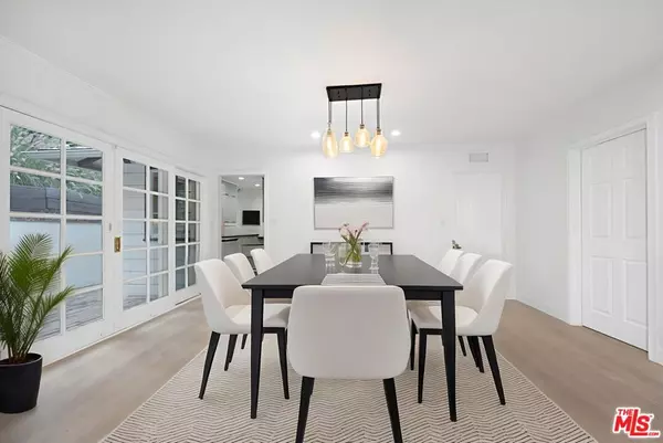 Los Angeles, CA 90046,1805 Nichols Canyon RD