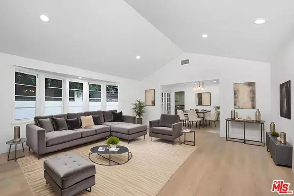 Los Angeles, CA 90046,1805 Nichols Canyon RD