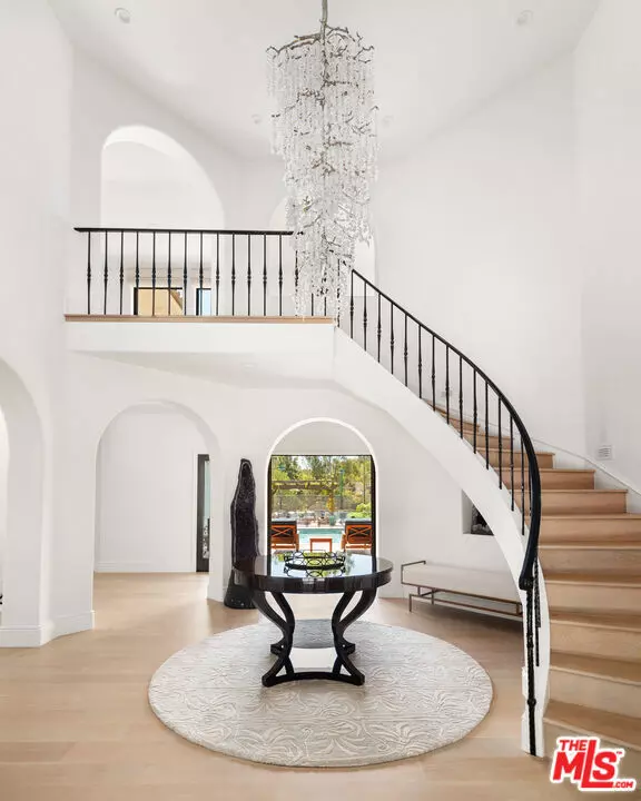 Malibu, CA 90265,28820 Grayfox ST