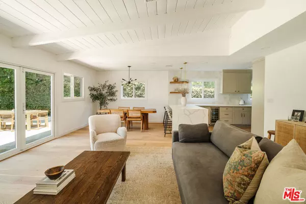 Sherman Oaks, CA 91401,13211 Cumpston ST