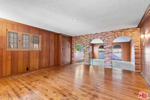 Beverly Hills, CA 90212,316 S Camden DR