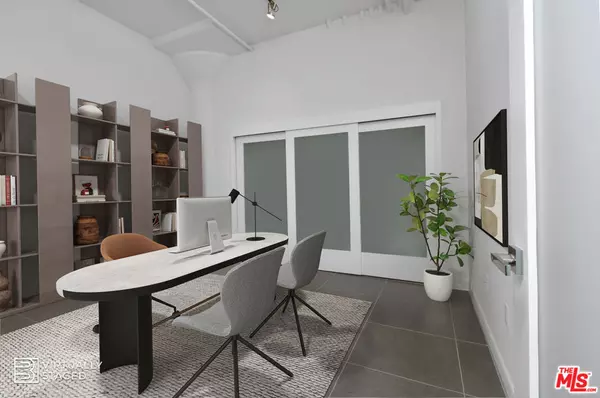 Los Angeles, CA 90015,939 S Broadway #1006