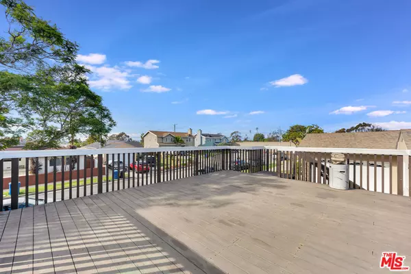 Hawthorne, CA 90250,11924 Daleside AVE