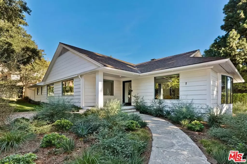 Los Angeles, CA 90027,2400 Glendower AVE