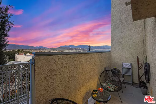 Canyon Country, CA 91351,18209 Sierra HWY #93