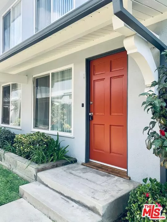 Glendale, CA 91207,321 CAMERON PL #6