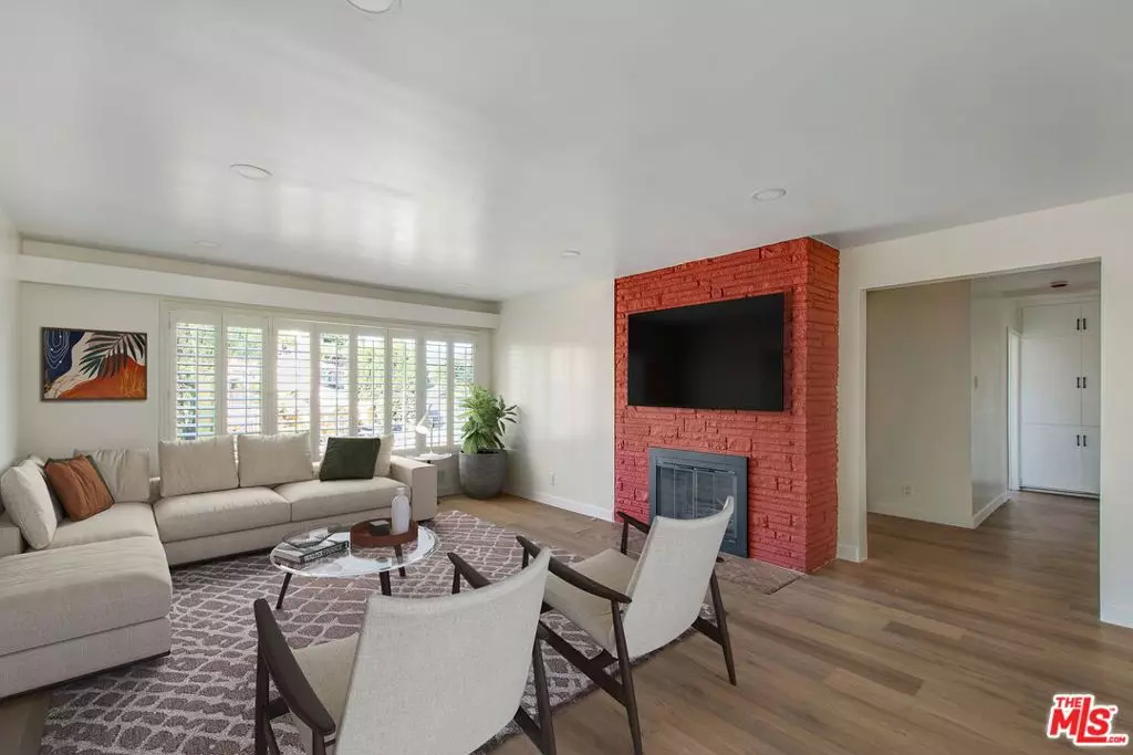 View Park, CA 90043,3704 Lorado WAY