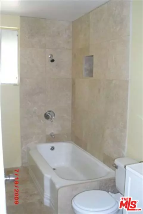 Banning, CA 92220,993 W HAYS ST