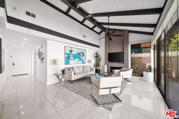 Palm Springs, CA 92264,2480 S Linden WAY #F