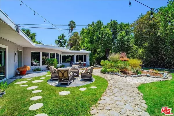 Tarzana, CA 91356,19481 Rosita ST