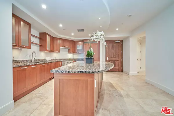 Irvine, CA 92612,5072 Scholarship #505D