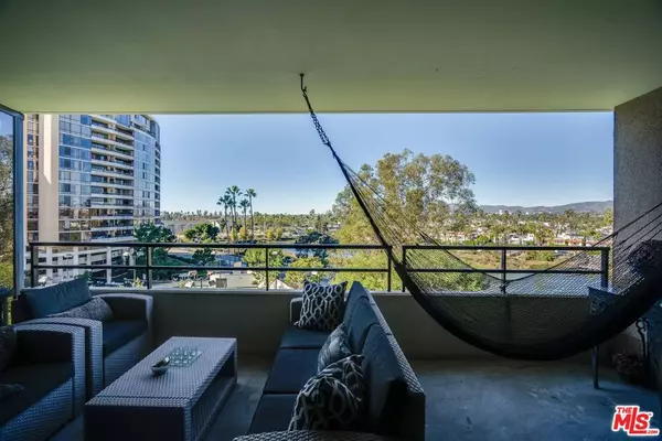 Marina Del Rey, CA 90292,4316 Marina City DR #219