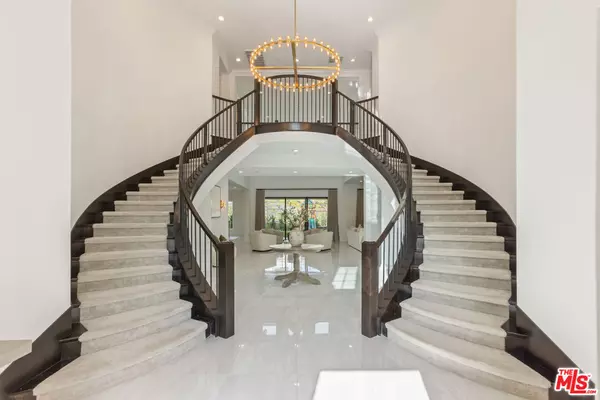 Porter Ranch, CA 91326,11734 N Manchester WAY