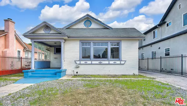 Los Angeles, CA 90062,4278 S Hobart BLVD