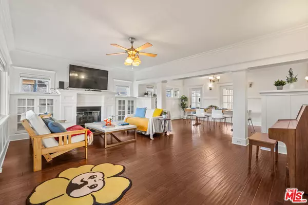 Los Angeles, CA 90019,1513 S Victoria AVE