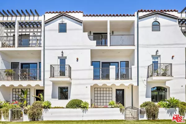 Los Angeles, CA 90046,7365 Waring AVE