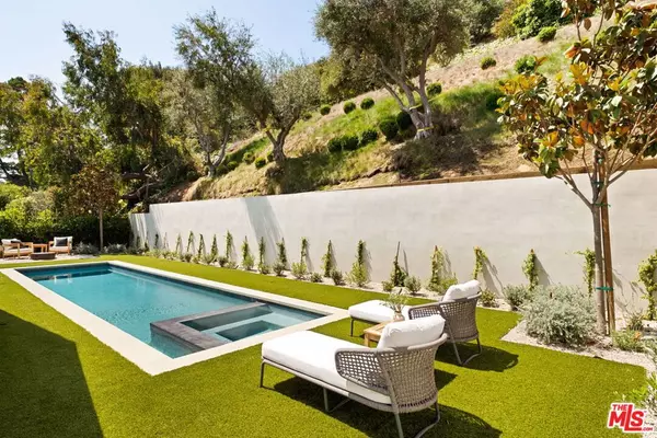 Los Angeles, CA 90046,8628 Edwin DR