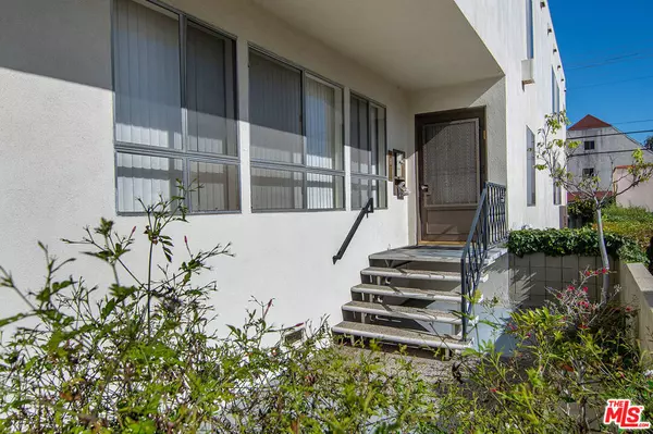 Beverly Hills, CA 90211,344 S Doheny DR