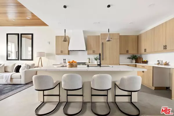 West Hollywood, CA 90046,1011 N Ogden DR #104