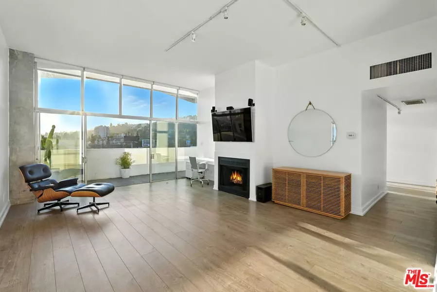 1155 N La Cienega BLVD #5, West Hollywood, CA 90069