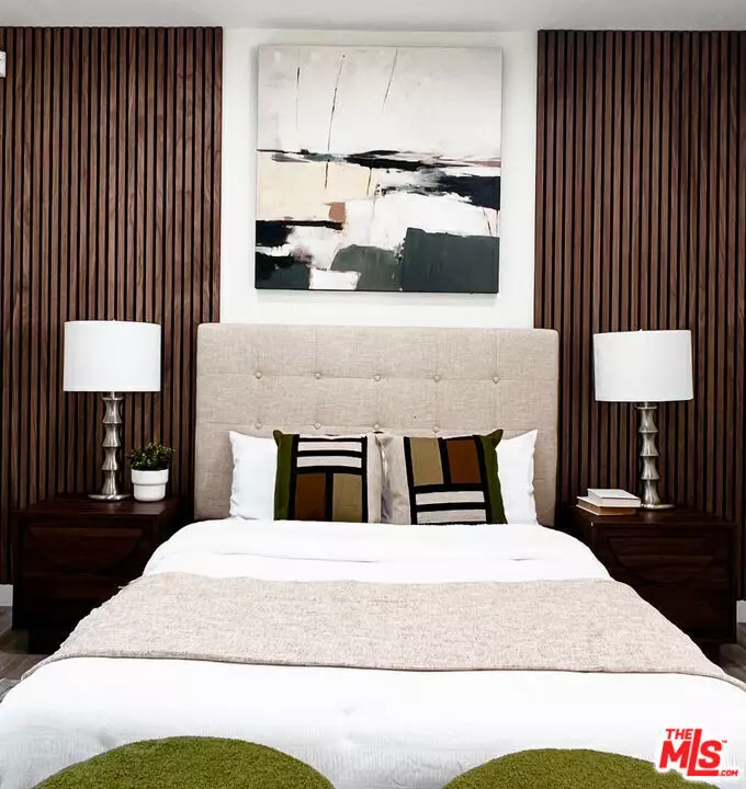 Los Angeles, CA 90017,889 Francisco ST #1001