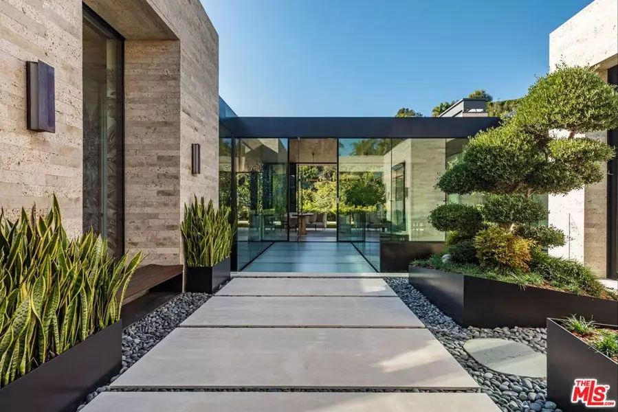 1335 Carla LN, Beverly Hills, CA 90210