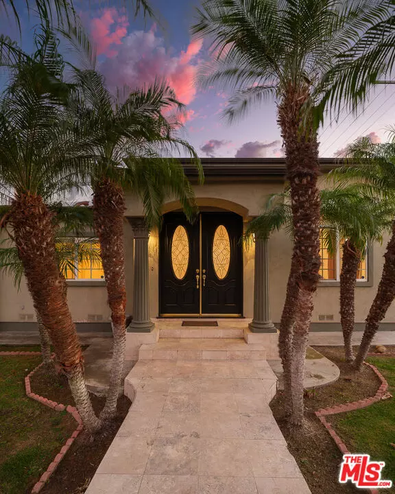 Los Angeles, CA 90027,4356 kingswell