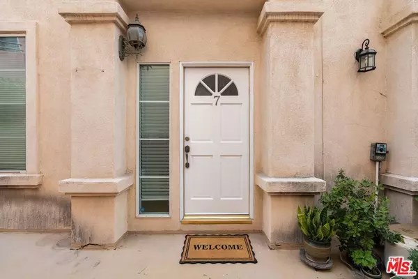 Los Angeles, CA 90004,4838 Elmwood AVE #7