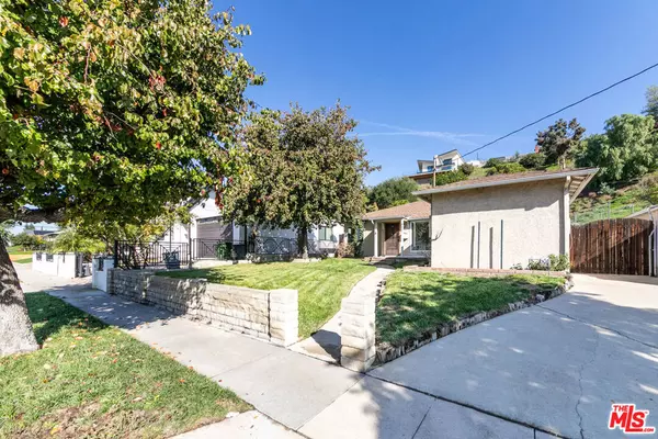 Sun Valley, CA 91352,8422 Glencrest DR