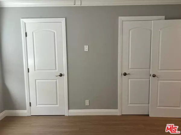 Woodland Hills, CA 91367,6448 Lubao AVE