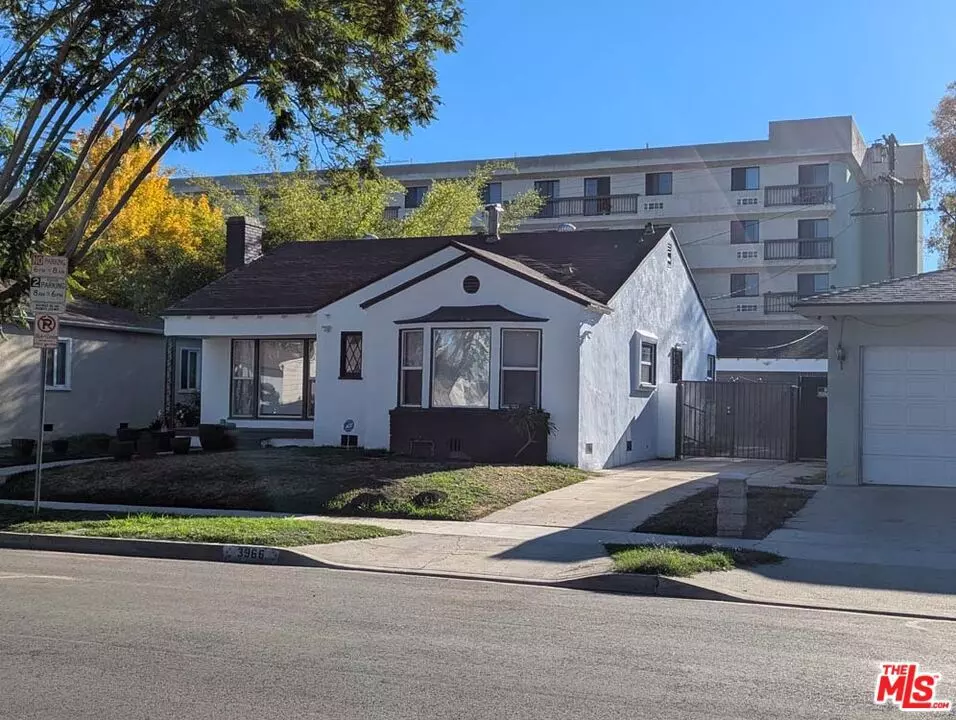 View Park, CA 90008,3966 S Victoria AVE