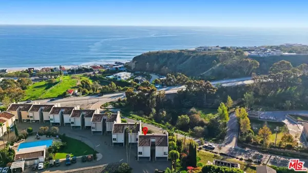 Malibu, CA 90265,23926 De Ville WAY #B