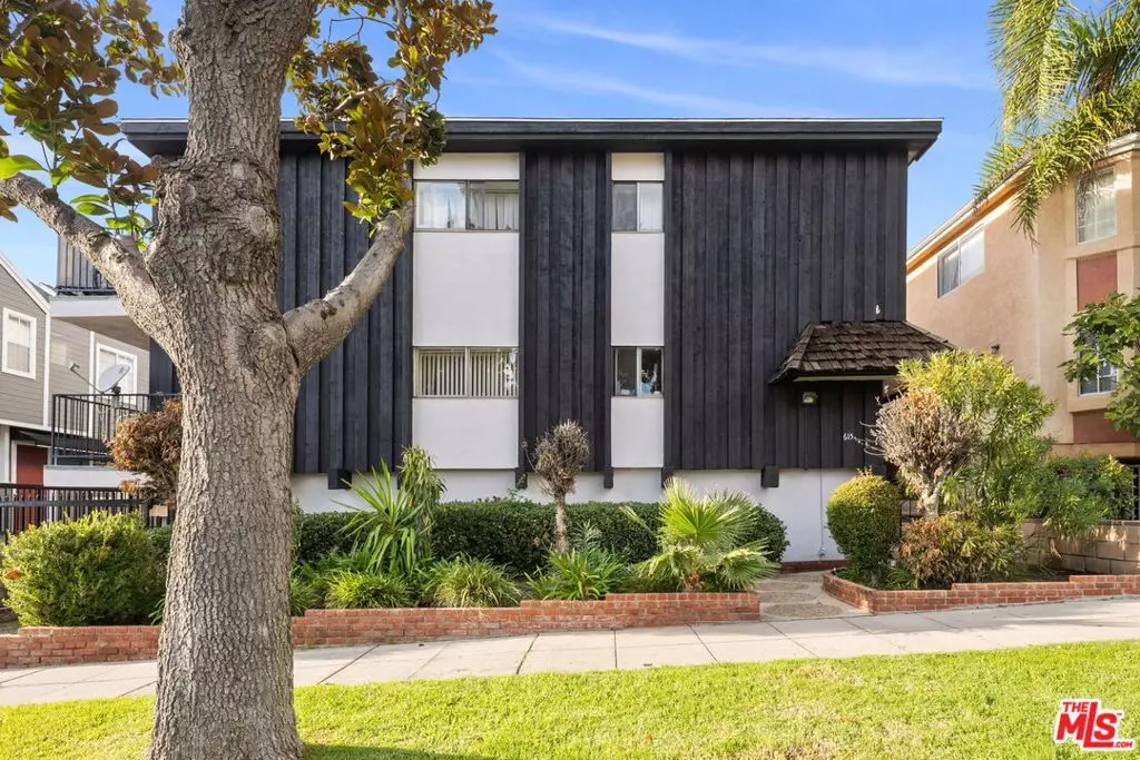 Burbank, CA 91501,615 E Magnolia BLVD