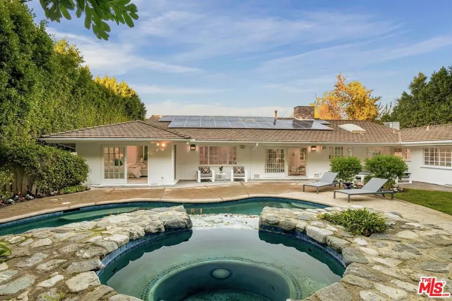 15550 Valley Vista BLVD, Encino, CA 91436