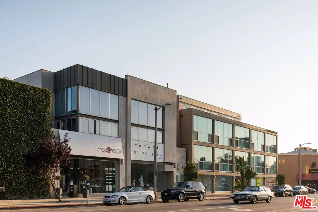 Los Angeles, CA 90048,8312 Beverly BLVD #202