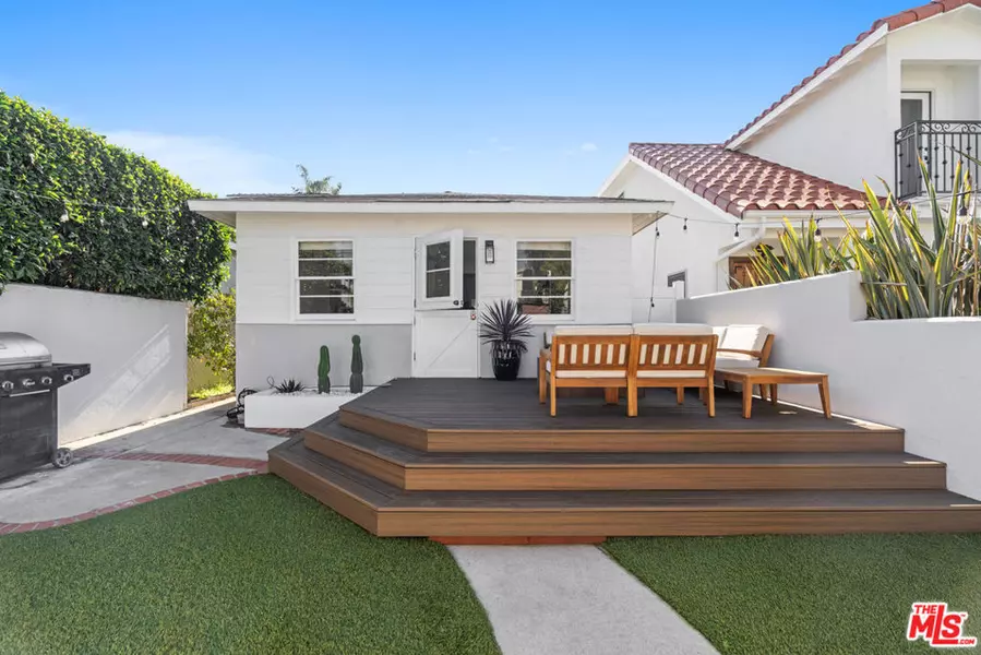 668 Marr ST, Venice, CA 90291