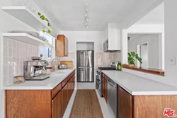 Venice, CA 90291,668 Marr ST