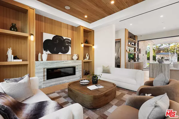 Encino, CA 91316,5345 Encino AVE