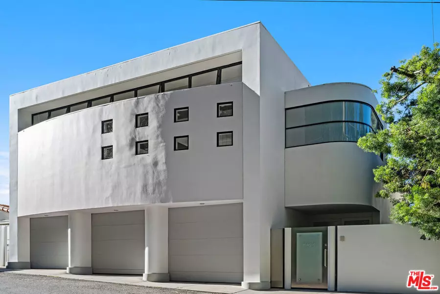 477 Upper Mesa RD, Santa Monica, CA 90402