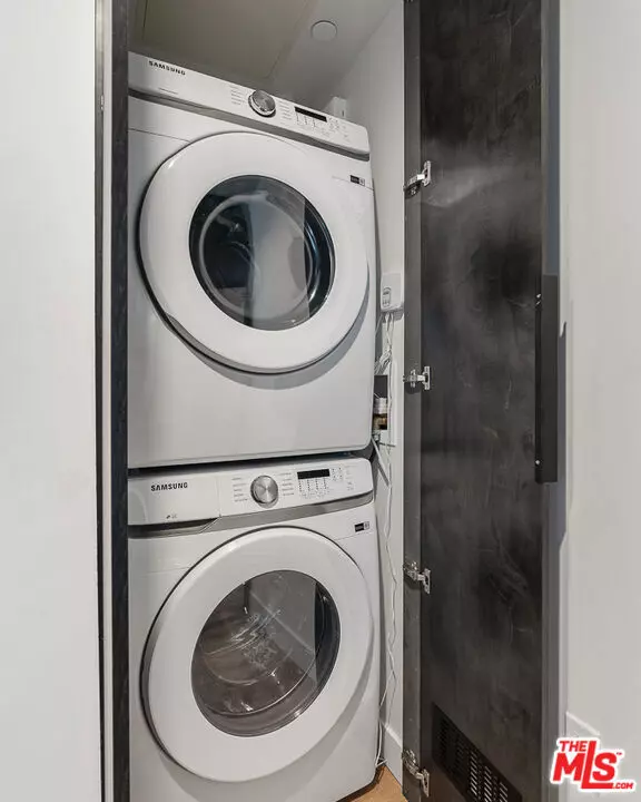 Los Angeles, CA 90034,10700 Tabor ST #523