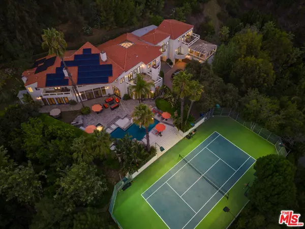 11037 Anzio RD, Los Angeles, CA 90077