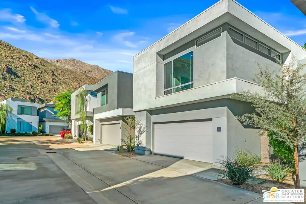Palm Springs, CA 92264,332 Goleta WAY