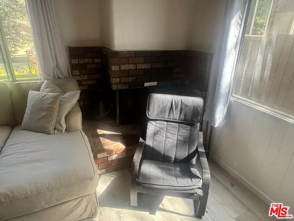 Sugarloaf, CA 92386,672 Holmes LN