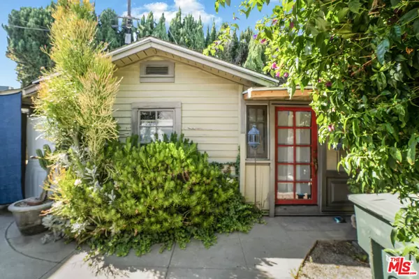 West Hollywood, CA 90069,8991 Keith AVE