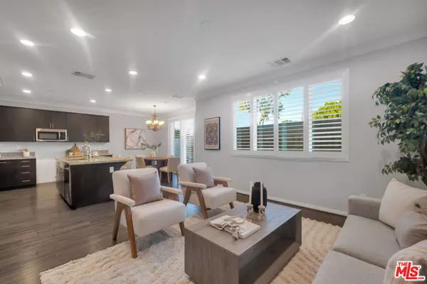 Winnetka, CA 91306,20051 Lila PL