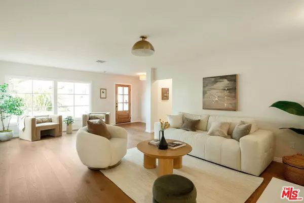 Los Angeles, CA 90043,5103 Parkglen AVE